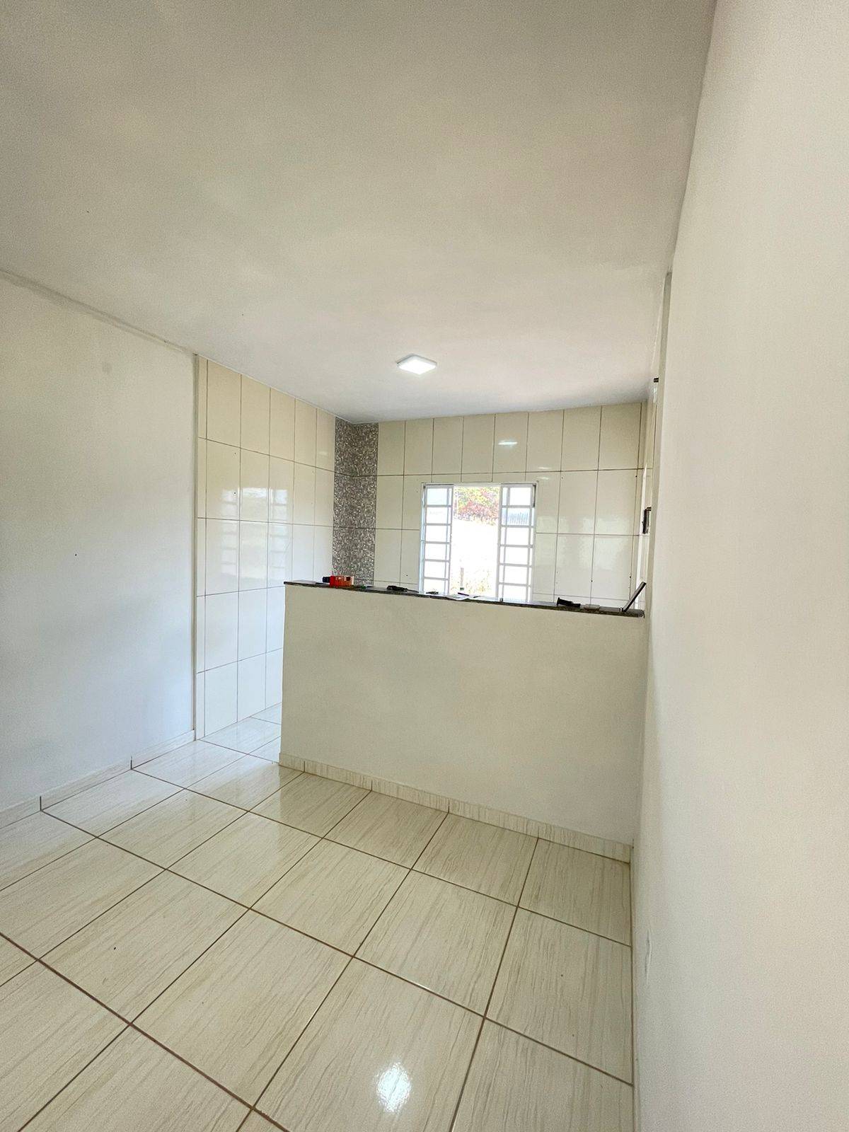 Casa à venda com 2 quartos, 60m² - Foto 6